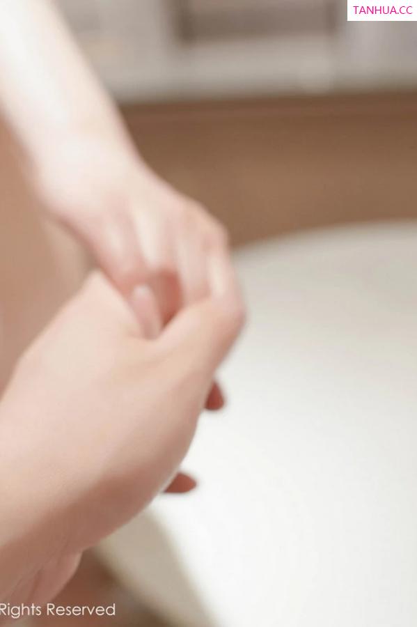   [XiuRen]高清写真图 2024.05.17 No.8557 晚苏susu 丝袜美腿第97张图片